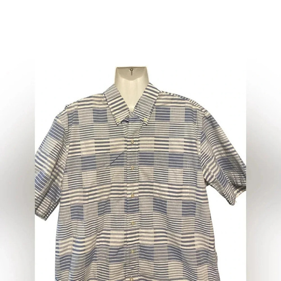 Reyn Spooner Short Sleeve Button Down Shirt - Picture 2 of 6